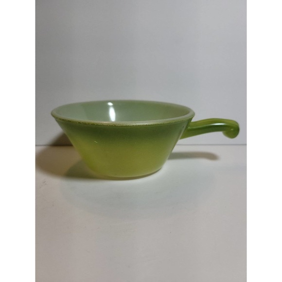 Anchor Hocking vintage Green Soup Bowl - Picture 1 of 3